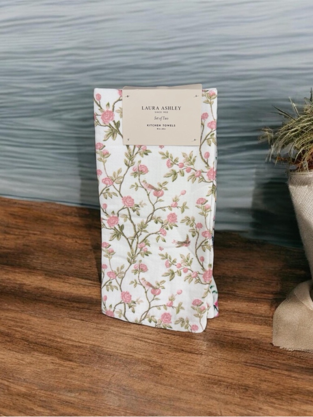 Laura Ashley Pink and Green Floral Kitchen Towels - Set of Two Eglantine de Nil. - Picture 2 of 6